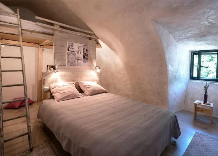 펜션 Maison Caussenarde De Caractere Marguerite Rose *