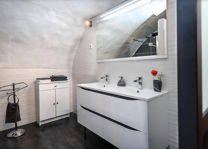 펜션 Maison Caussenarde De Caractere Marguerite Rose *